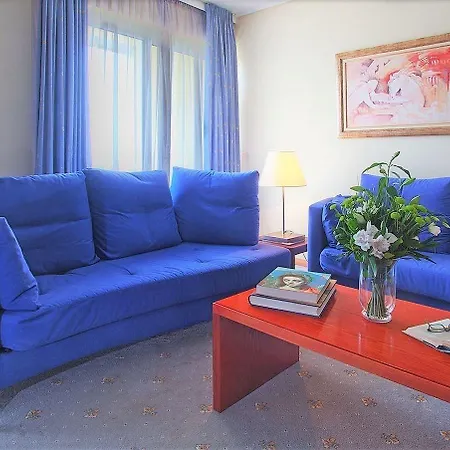 Отель Congo Palace 4*